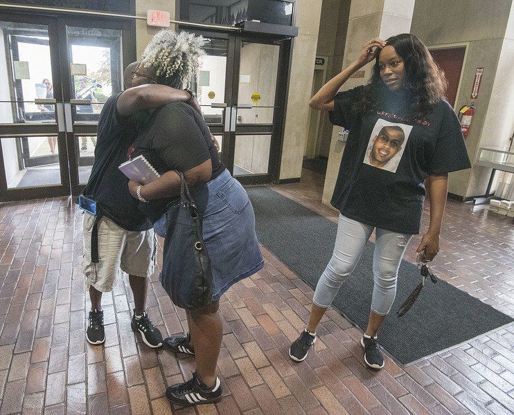 Demanding answers in Hodge death